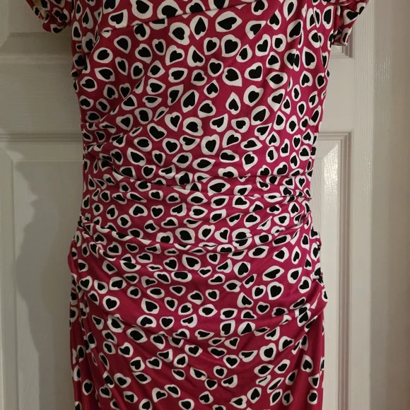 Escada Heart Dress- 8 - Picture 5 of 15